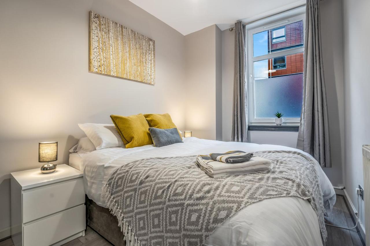Private Ground Floor Main Door Entrance - Spacious 2 Bedroom Property - The Shore, Leith Edinburgh Exterior foto