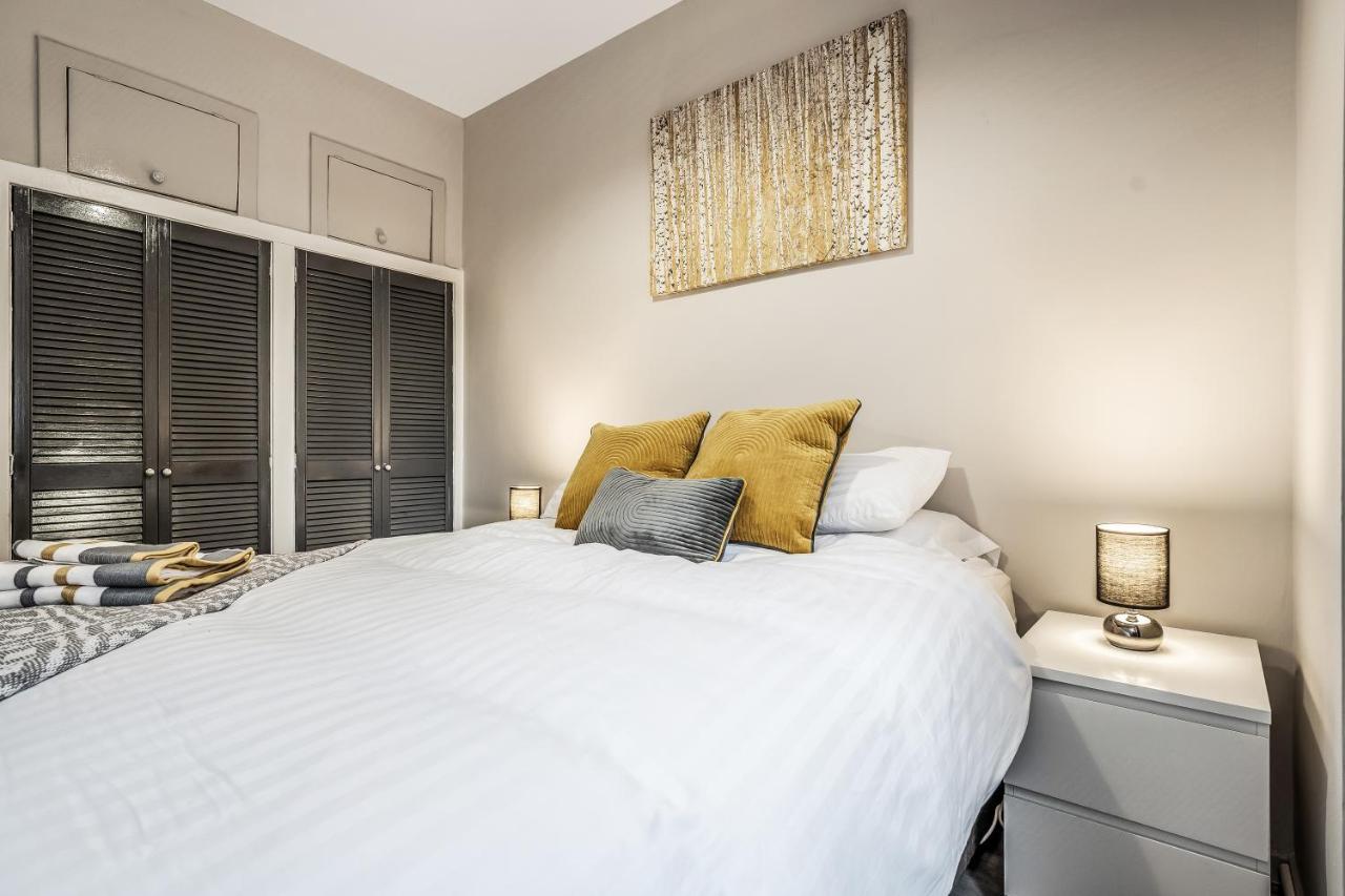 Private Ground Floor Main Door Entrance - Spacious 2 Bedroom Property - The Shore, Leith Edinburgh Exterior foto