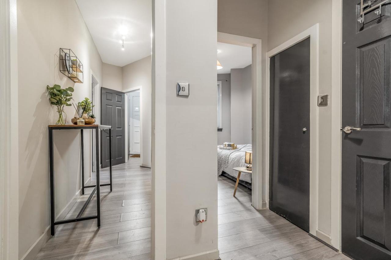 Private Ground Floor Main Door Entrance - Spacious 2 Bedroom Property - The Shore, Leith Edinburgh Exterior foto